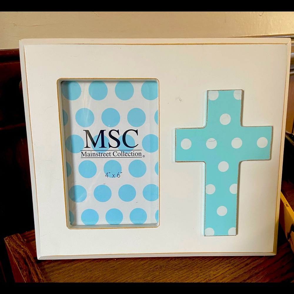 New, Mainstreet Collection picture frame
